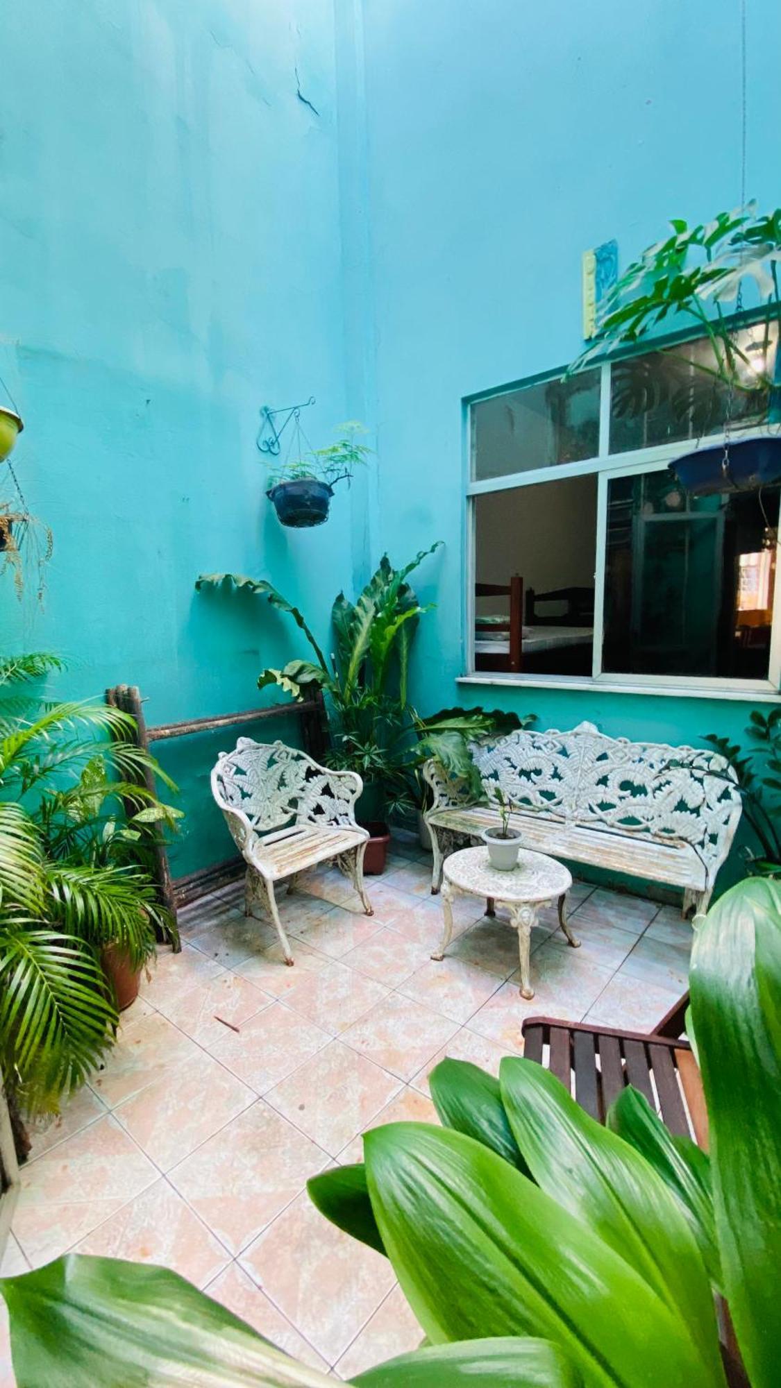 Hostel Familiar Salvador Exteriör bild